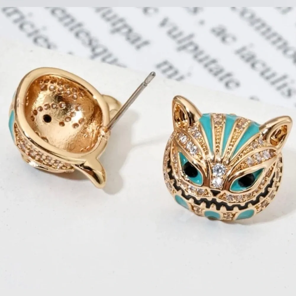“Cheshire Cat” Alice in Wonderland Toothy Grin Green Striped Steel Fantasy Studs